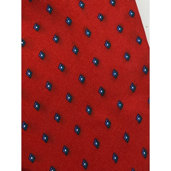 Hardy Amies Red Silk Diamond Pattern Necktie For Men - Picture 2 of 4